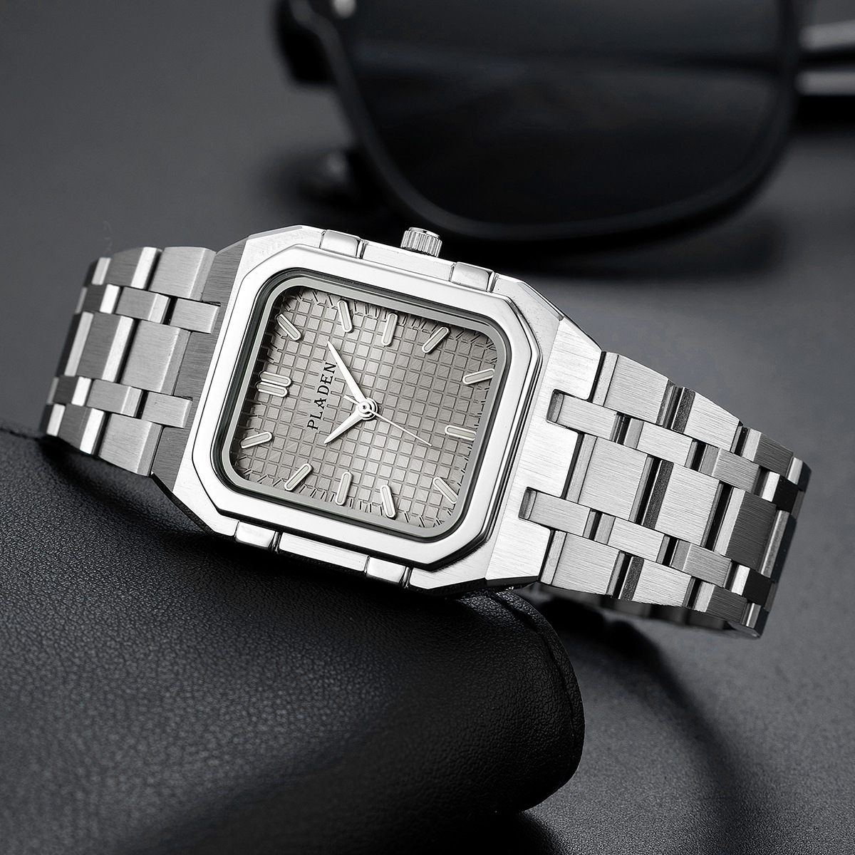 Luxe merk horloges met blauwe  - Luxury Watch Manufacturers recensie en prijs