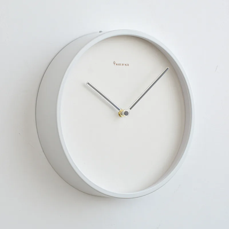 Moderne minimalistische wandkl - Luxury Watch House recensie en prijs