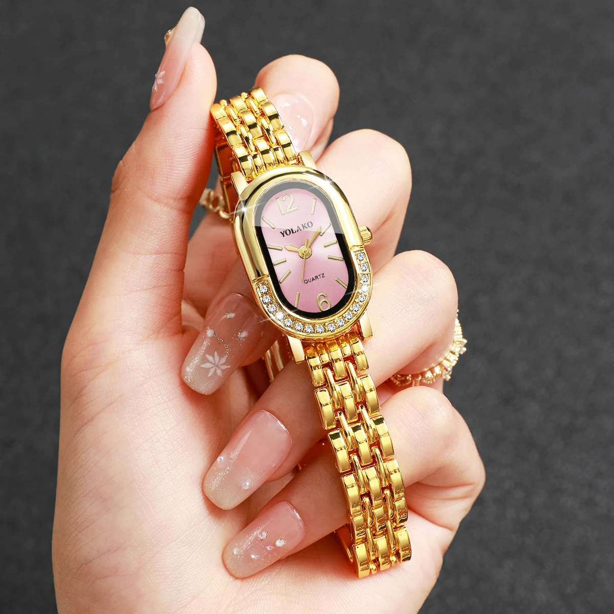 Luxe strass dames quartz horlo - Luxury Watch Storage recensie en prijs