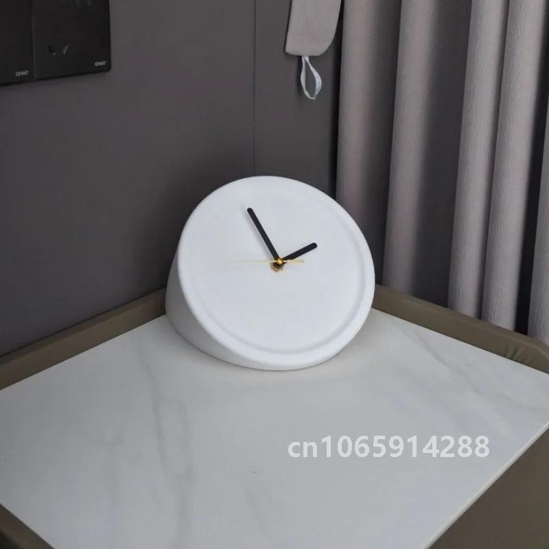 8-inch hoekwandklokken Minimal - Luxury Watch House recensie en prijs