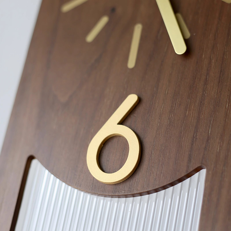 Eenvoudige wandklokken Scandin - Luxury Watch House recensie en prijs